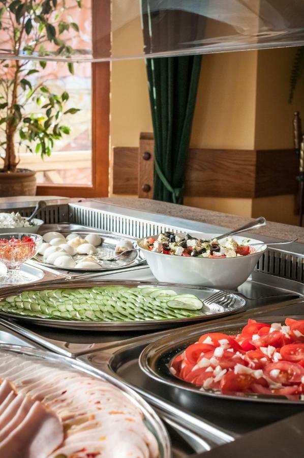 Hotel Lokis Замок Нидзица Экстерьер фото